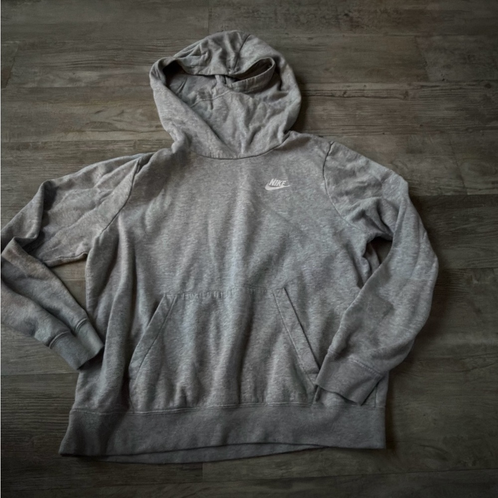 Nike Women’s Gray‎ Pullover Hoodie Medium BV4526-063 Fleece Sweatshirt Swoosh